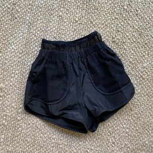 NUN black shorts